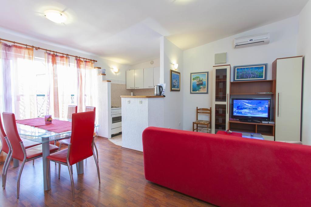 Carolija Apartment Μακάρσκα Δωμάτιο φωτογραφία
